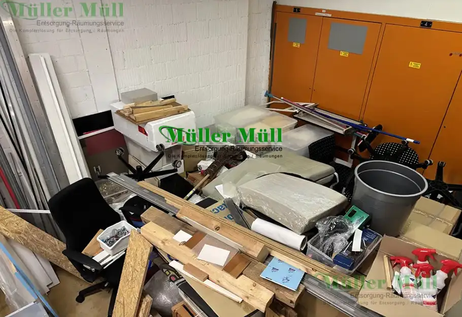 Lagerräumung in Hochfelden