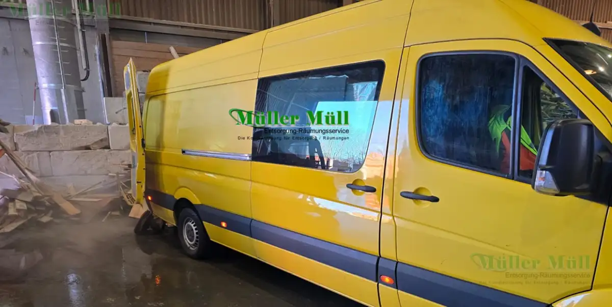 Hausräumung in Niederbüren – Festpreis, Erfahrung & Empathie